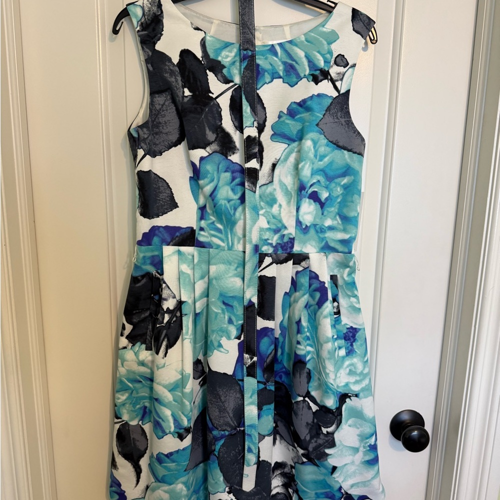 Floral Sleeveless Dress - Blue and Black